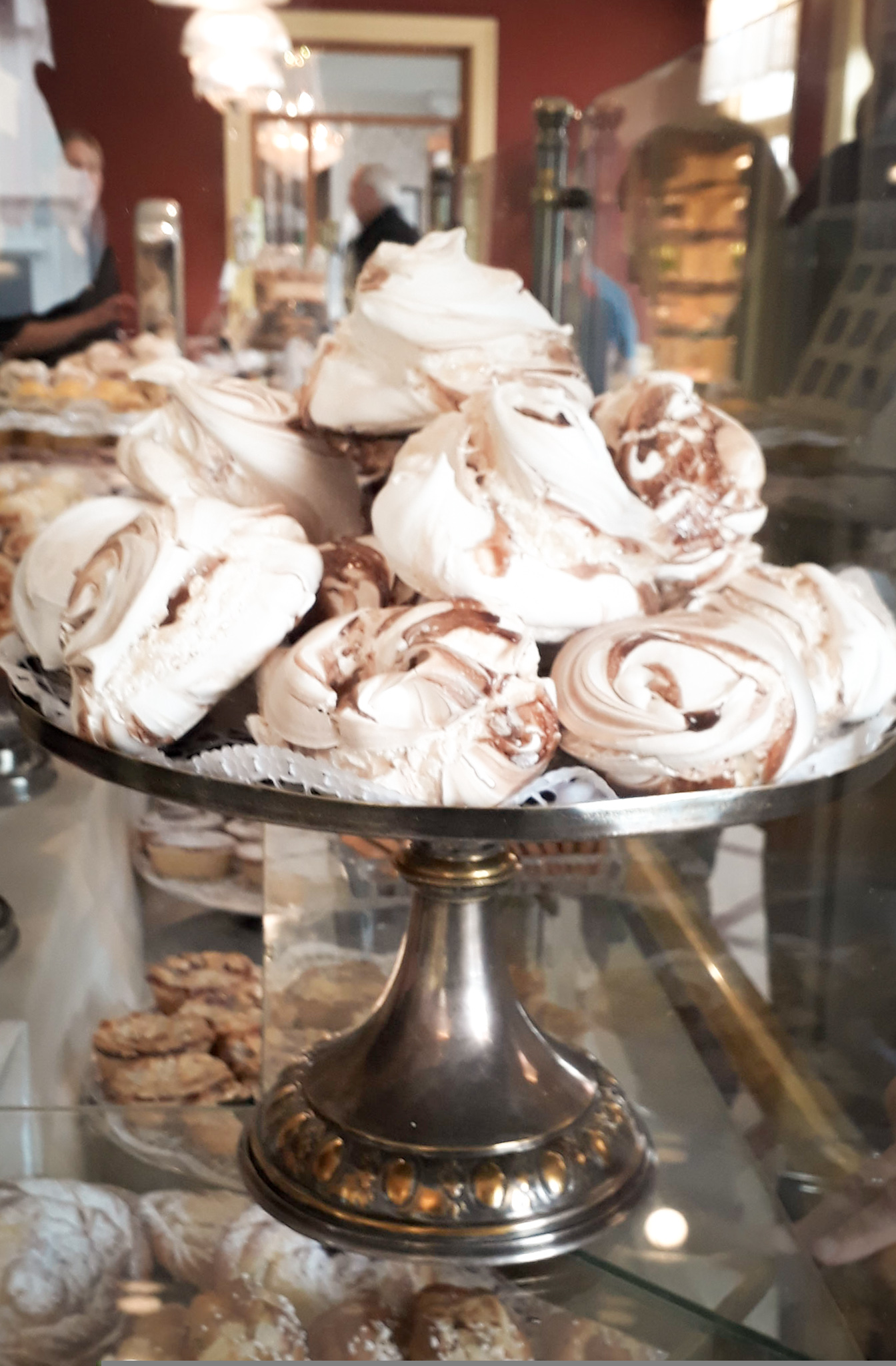 Said meringues which were among the many other delights I couldn't photograph un-selfconsciously (is that a word?)| Image: T. Thorne.